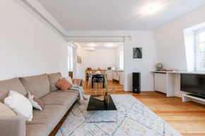 Huswell - Central 'The Crown' apartment in Ghent